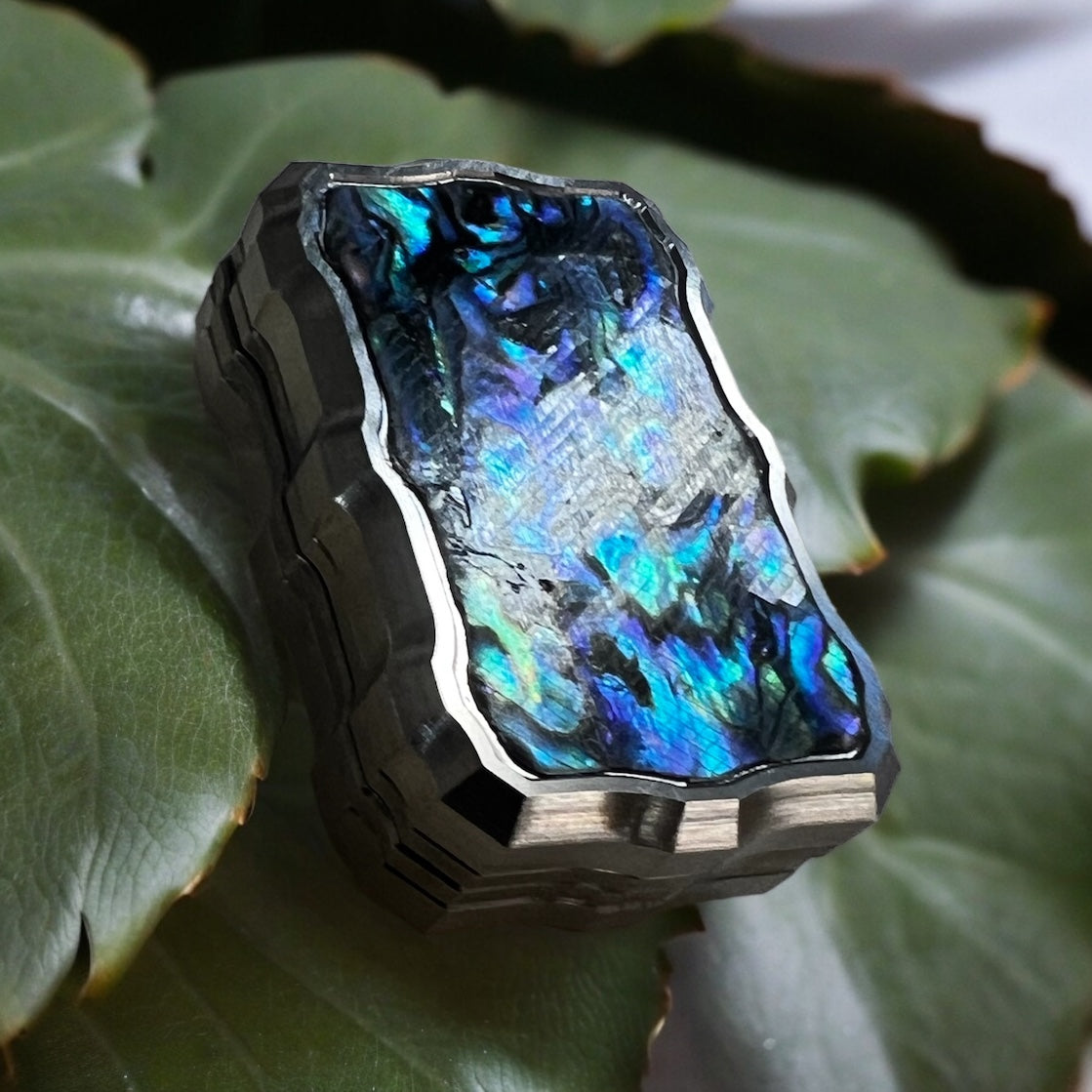 Titanium Abalone rainbow V3