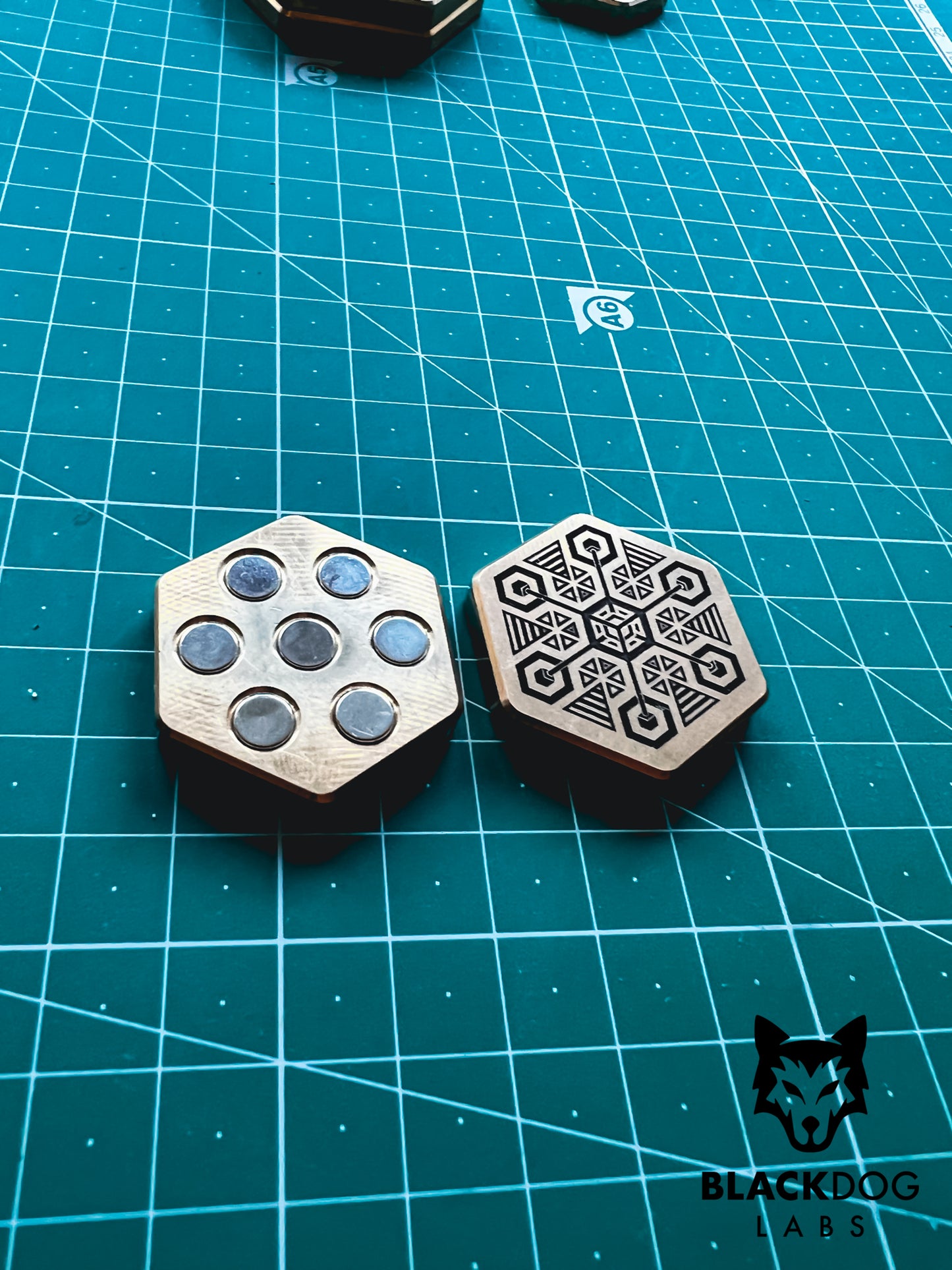 Hexacoin Mini